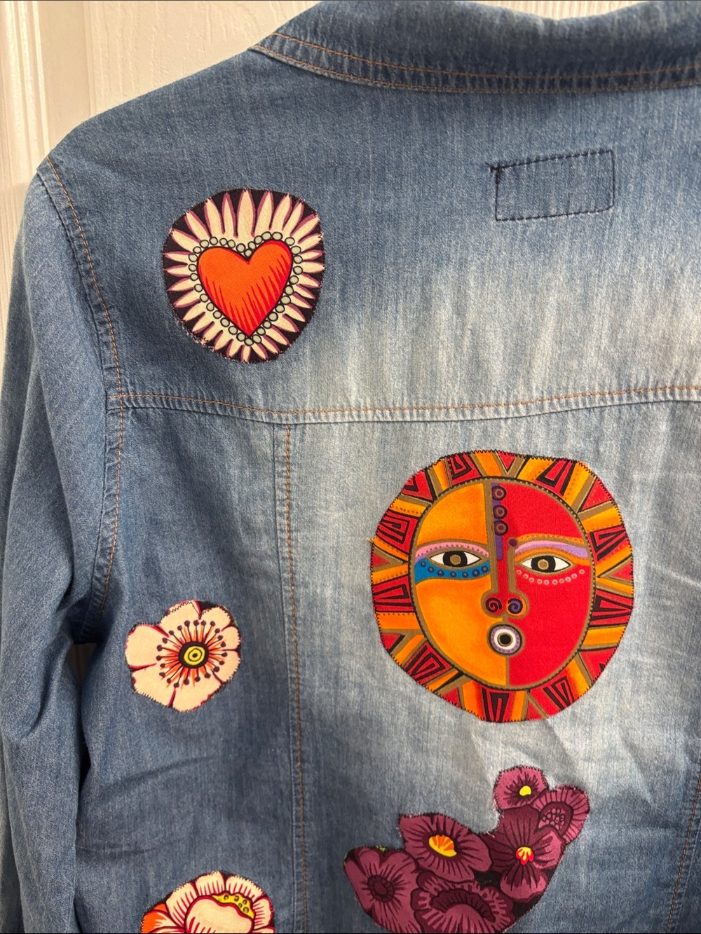 Women's Cavalini Denim Shirt with Multicolor Motifs- Sassy! Size Large - Picture 8 of 14